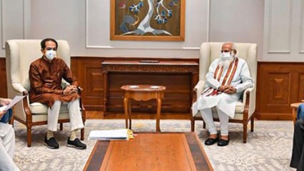 Political huddles raise eyebrows in Maharashtra