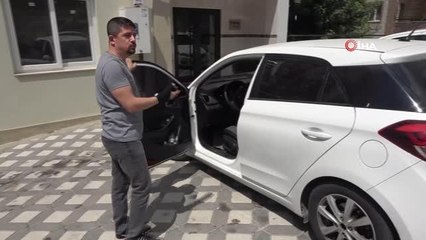 Motosikletli kurye, trafikte doktoru darp etti