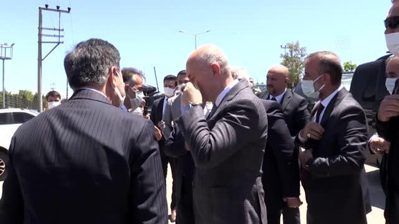 Son dakika: Ulaştırma ve Altyapı Bakanı Karaismailoğlu, Ahlat-Karahasan-Malazgirt Yolu Açılış Töreni'nde konuştu Açıklaması