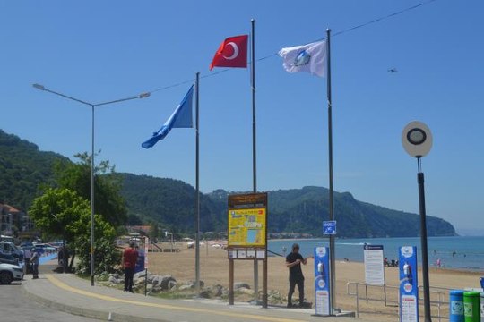 İnkumu sahiline mavi bayrak yerleştirildi