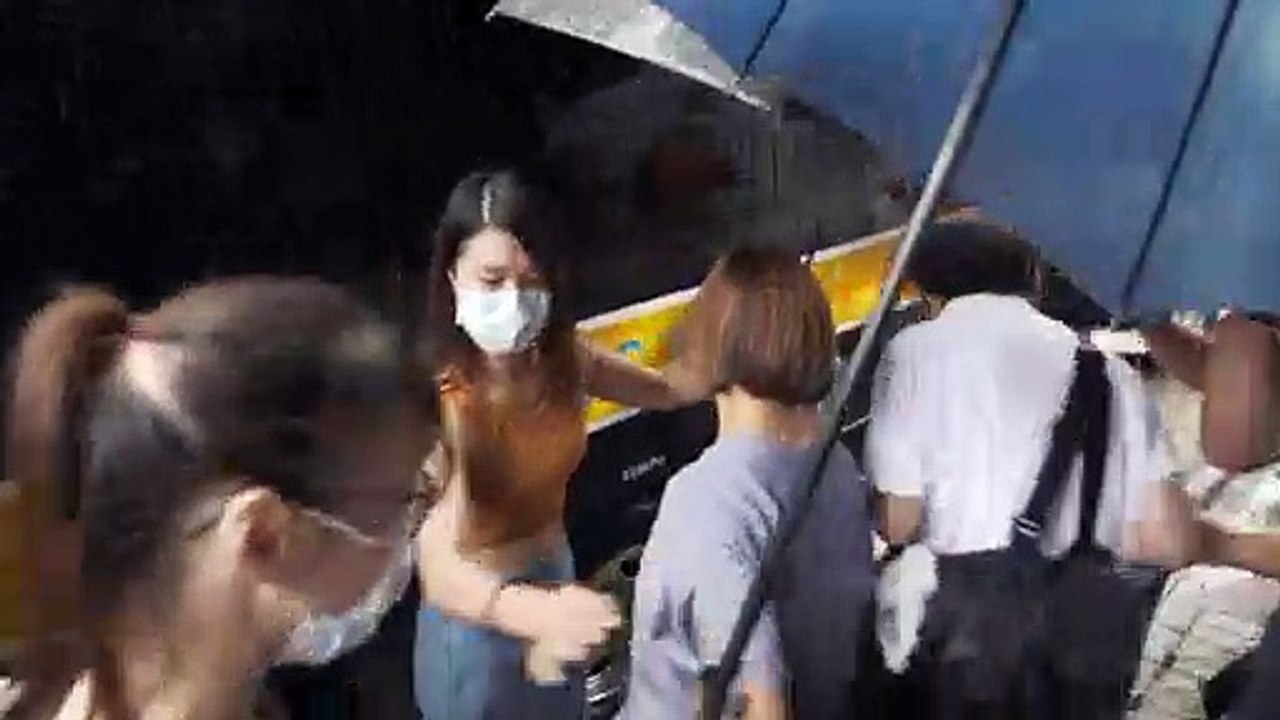 Hongkong: Demokratie-Aktivistin Chow aus Haft entlassen