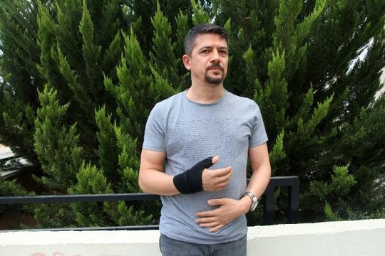 TRAFİKTE YOL VERME KAVGASINDA DOKTORA DAYAK