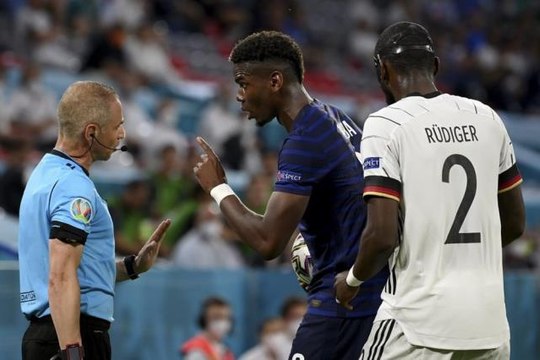 Fransa- Almanya maçına damga vuran olay! Akıllara hemen Suarez geldi