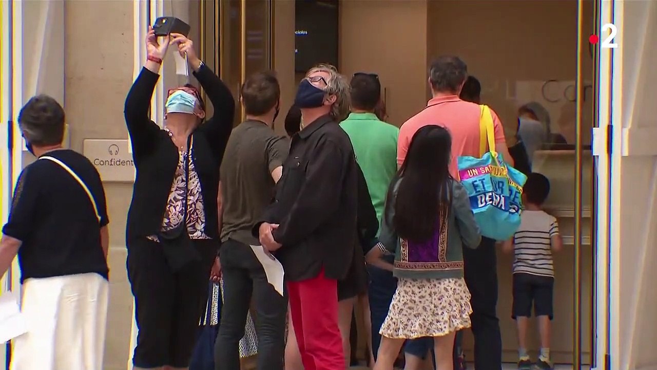 Culture : l’hôtel de la Marine accueille de nouveau du public, l’humour de Guillermo Guiz