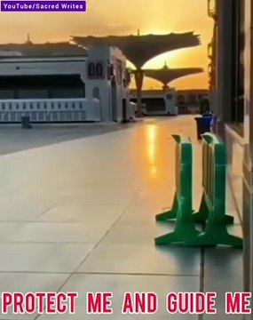 Hasbi Rabbi Jallallah - Oh ALLAH The Almighty - Heart Touching Beautiful Naat WhatsApp Status Video With English Lyrics