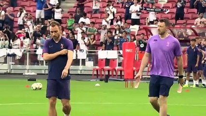 El danés Christian Eriksen se desploma en el césped, partido de la Eurocopa suspendido