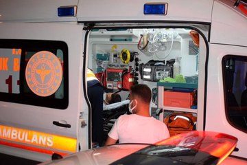 Malatya'da iki grup arasında bıçaklı kavga: 3 yaralı