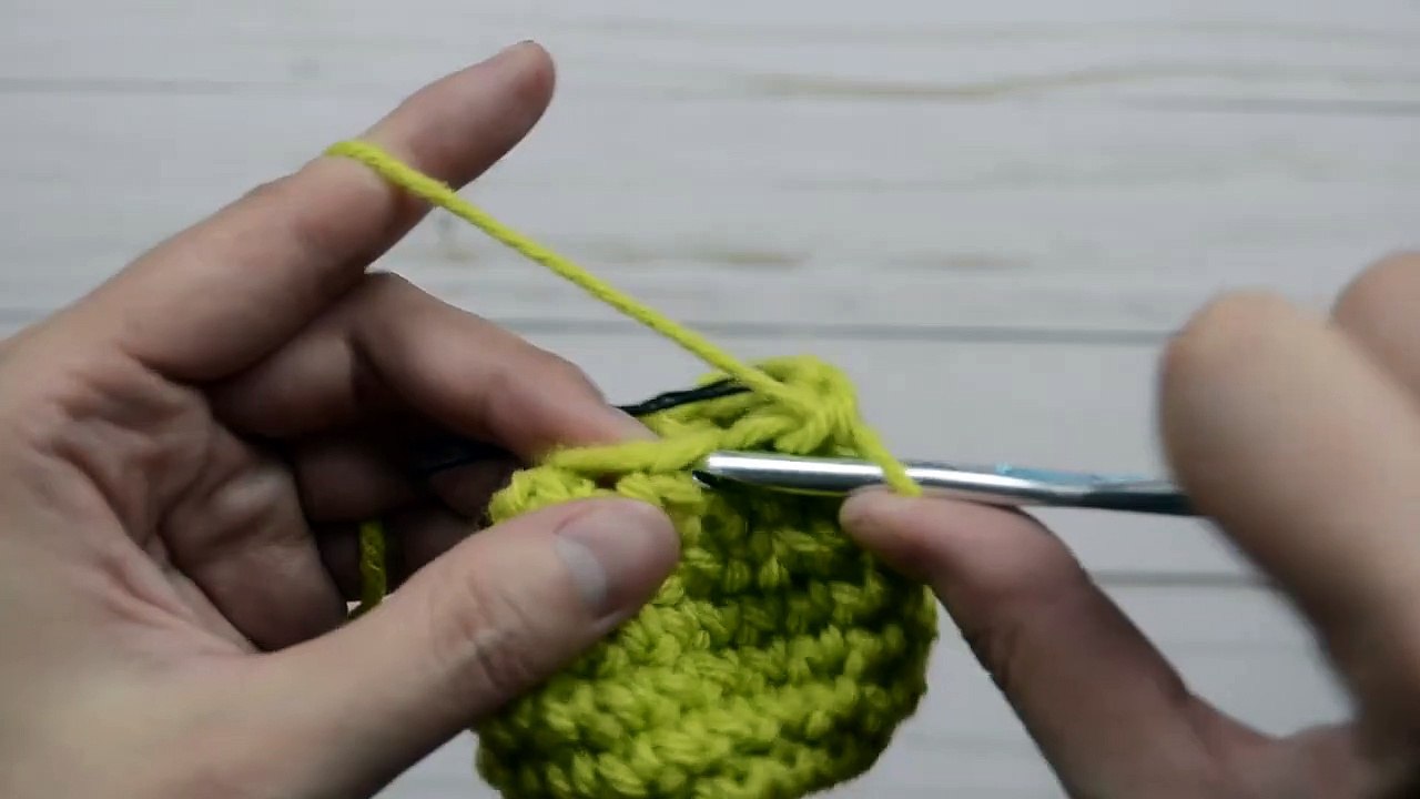 Baby Yoda Crochet - Amigurumi Tutorial