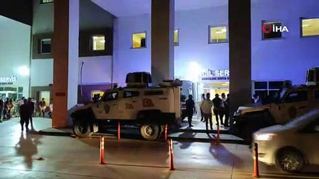 Mardin'de yolun karşısına geçmek isteyen 2 öğretmen aracın çarpması sonucu hayatını kaybetti