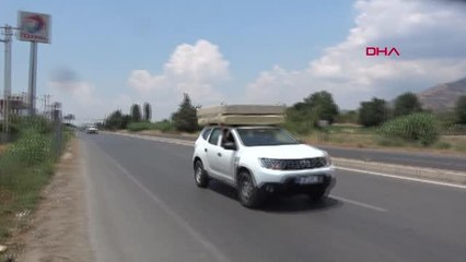 AYDIN OTOMOBİLİN ÜZERİNE KONULAN YATAKLA TEHLİKELİ YOLCULUK