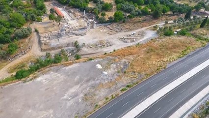 Gladyatörler kentinin şehir kapısı yıllar sonra yeniden ayağa kaldırıldı