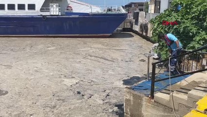 BOSTANCI'DA MÜSİLAJ TEMİZLEME ÇALIŞMALARI SÜRÜYOR