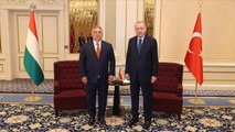 NATO zirvesi için Brüksel'e giden Cumhurbaşkanı Erdoğan ilk olarak Macaristan Başbakanı Orban ile görüştü