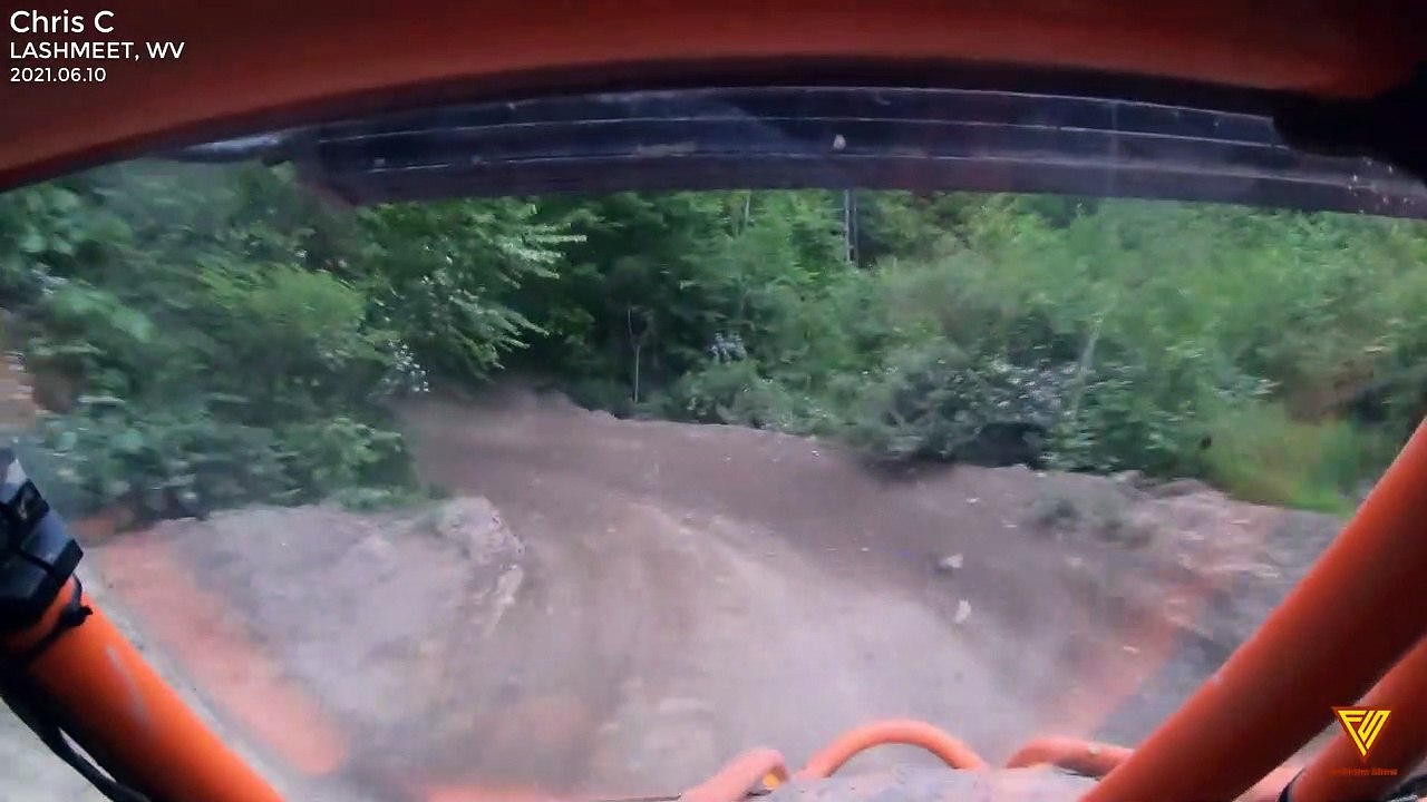 SXS vs dirtbike Head on CRASH 2021.06.10 — LASHMEET, WV