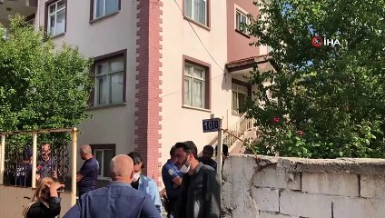 Evinin bodrumunda kuyu kazarken göçükte kaldı