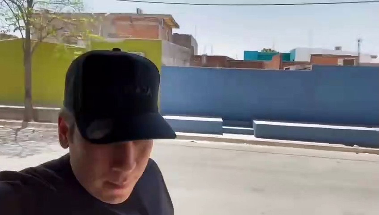 A mí sí me pagó #RochaMoya  y medio un #hueso #Elchiqueton !!!