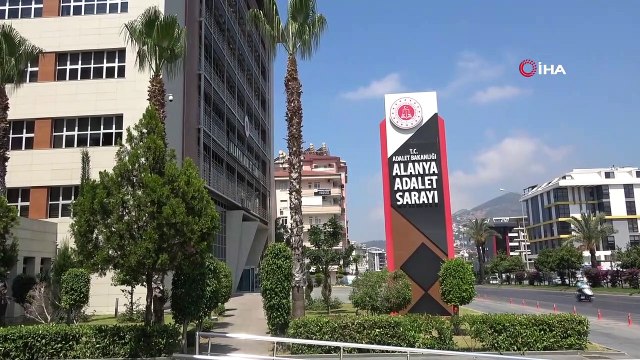 Silahını temizlerken eşinin ölümüne sebep olan muhtar adli kontrol şartıyla serbest