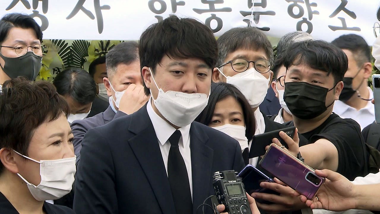 이준석, 상설협의체 제안에 화답 "이른 시일 안에 정례화" / YTN
