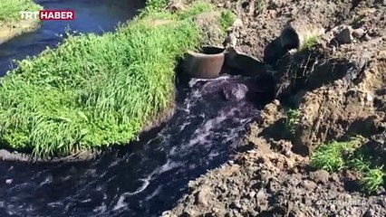 Renk değiştiren dereler şimdi de kötü koku yayıyor