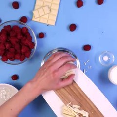 Verrine mousse aux 2 chocolats et framboises