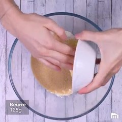 Le Crumble Aux Pommes Du Chat Qui Tousse Video Dailymotion