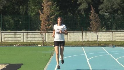 Milli atlet Emine Selda Kırdemir, Balkan ve Avrupa şampiyonlukları için ter döküyor