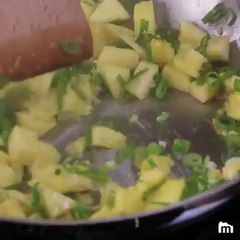 Riz sauté à l'ananas