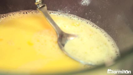 Crème aux pêches et coulis de framboises !