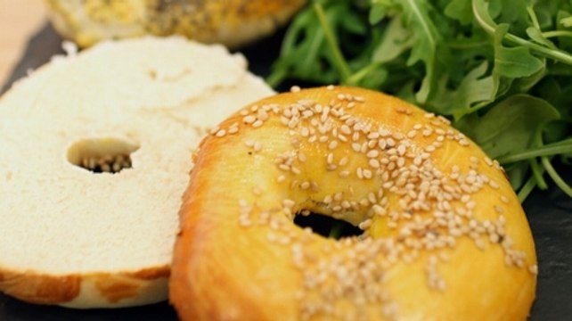 Faire la pâte à bagel : la recette pour réussir les pains à bagel
