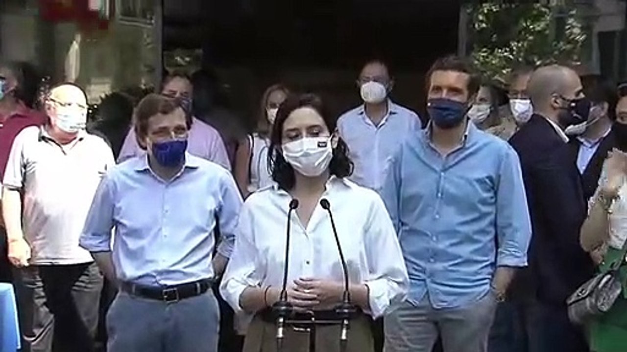 La polémica frase de Ayuso sobre los indultos: "¿Le van a hacer cómplice al Rey? ¿Va a firmar los indultos?"