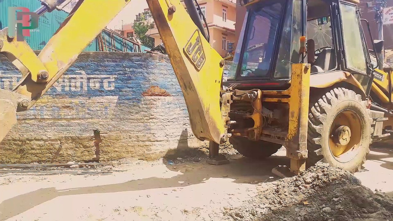 JCB Backhoe Loader Making The New Drain On Road Center Area In Small Road - JCB Video || JCB DOZER || Road Plan
