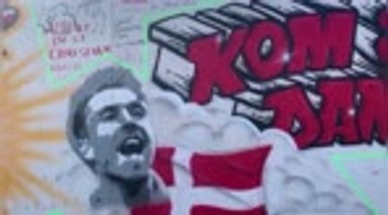 Euro 2020 - Des fans danois rendent hommage à Eriksen