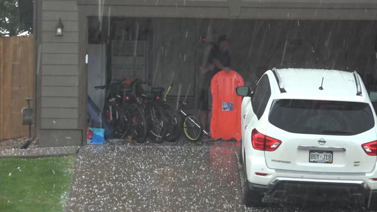 Hailstorm sweeps through Colorado