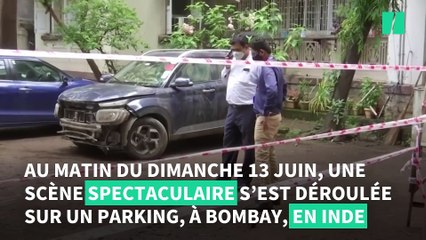 À Bombay, une voiture engloutie dans le sol en quelques secondes