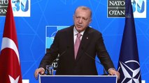 BRÜKSEL - Cumhurbaşkanı Erdoğan: 'S-400'de bizim düşüncemiz daha önce neyse, aynı düşünceyi Sayın Başkan'a (Biden) ifade ettim'