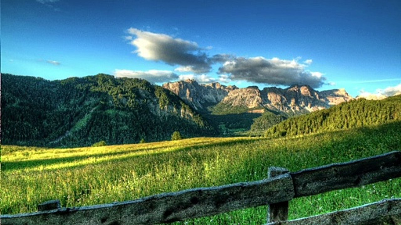 Gentle breeze  | sleep music | gentle wind | calming | peaceful music | relaxing music | calm music | silence | quietness | relax music | calm your mind | relax your mind and body | music to fall asleep to | sleepy mood | peace of mind by Rest In Peace