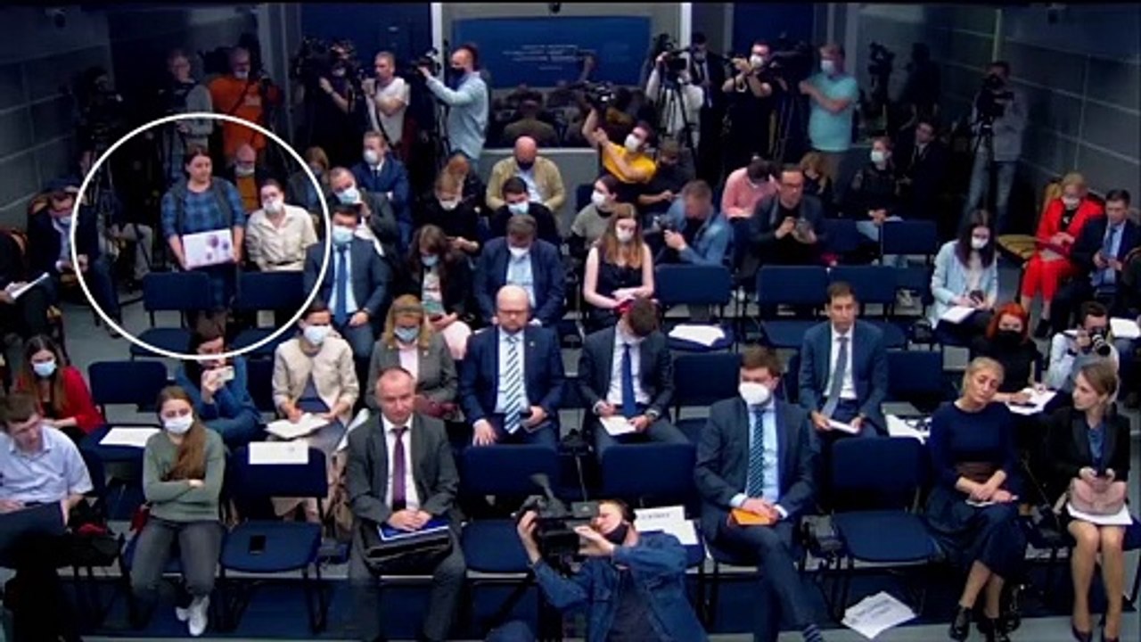 Le journaliste et opposant bélarusse Roman Protassevitch exhibé à nouveau par le régime