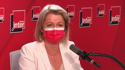 "Ce serait un énorme pas symbolique, qu'on puisse inscrire la protection de l'environnement dans l'article1 de notre texte fondateur" (Barbara Pompili)