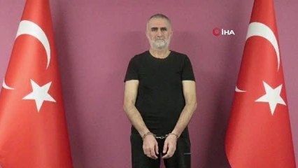 下载视频: Kırmızı kategoride aranan DEAŞ'ın sözde 'Türkiye vilayeti sorumlusu' Kasım Güler, MİT'in Suriye'deki operasyonuyla yakalanarak Türkiye'ye getirildi