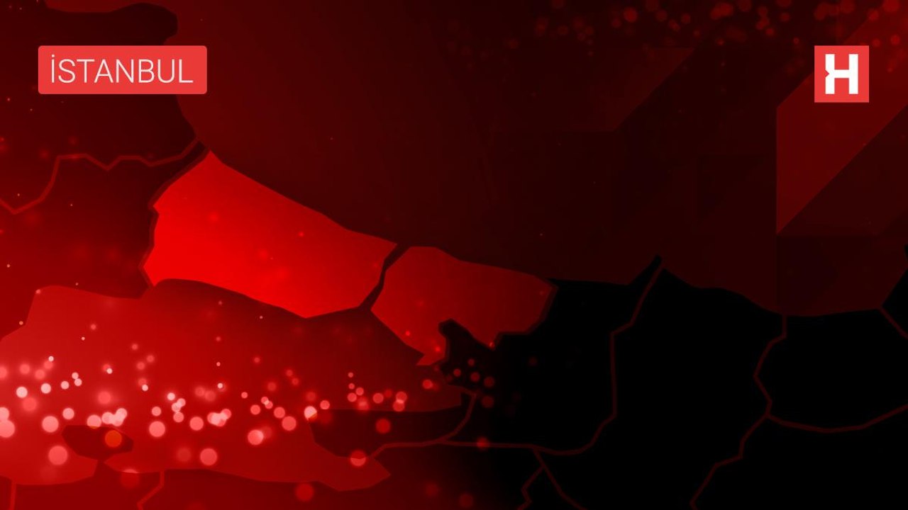 Meteoroloji saat verip uyarmıştı! İstanbul sağanak yağışa teslim oldu, yollar sular altında kaldı
