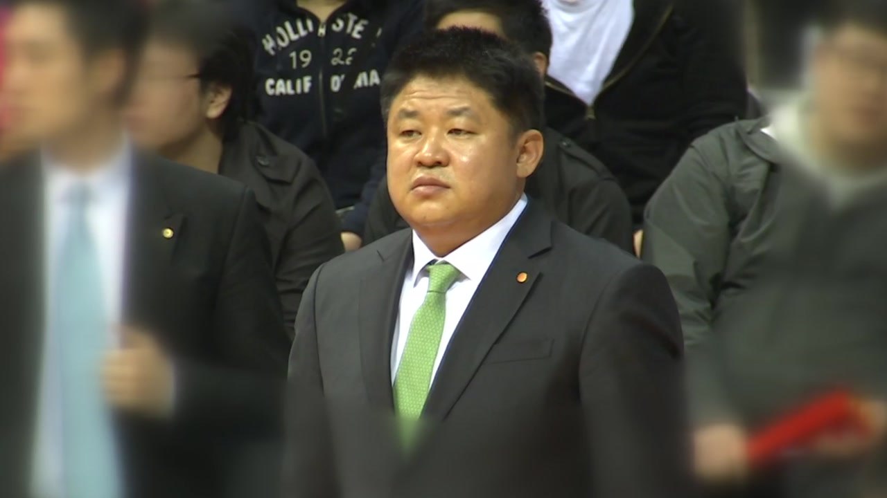 강동희 전 감독, 징계 해제 요청 기각...KBL "공정한 스포츠 환경 조성" / YTN