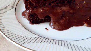Gâteau Tout Chocolat Très SimplifiéeTrès fondant dans la bouche