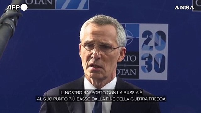 Nato, Stoltenberg: Con la Russia rapporti ai livelli della Guerra Fredda