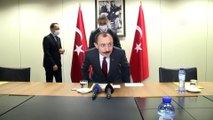 BRÜKSEL - Ticaret Bakanı Muş, Türkiye'nin AB Daimi Temsilciliğinde basın toplantısı düzenledi