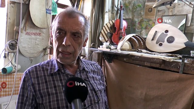 Yarım asırdır ürettiği UD’ları hem çalıyor hem satıyor