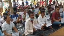 Joinig BJP was mistake : workers in Birbhum With playcards