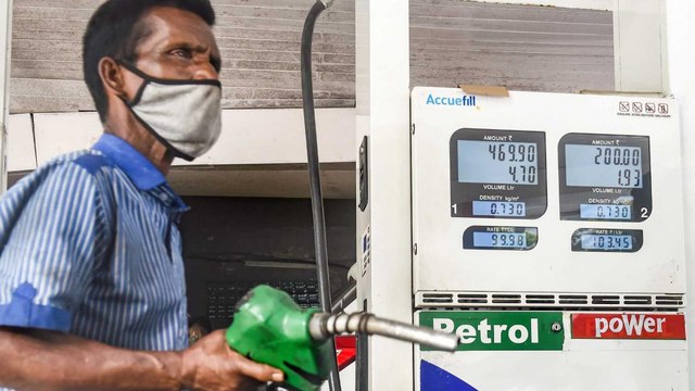 Petrol crosses 100 mark: What's situation in Bhopal, Mumbai?