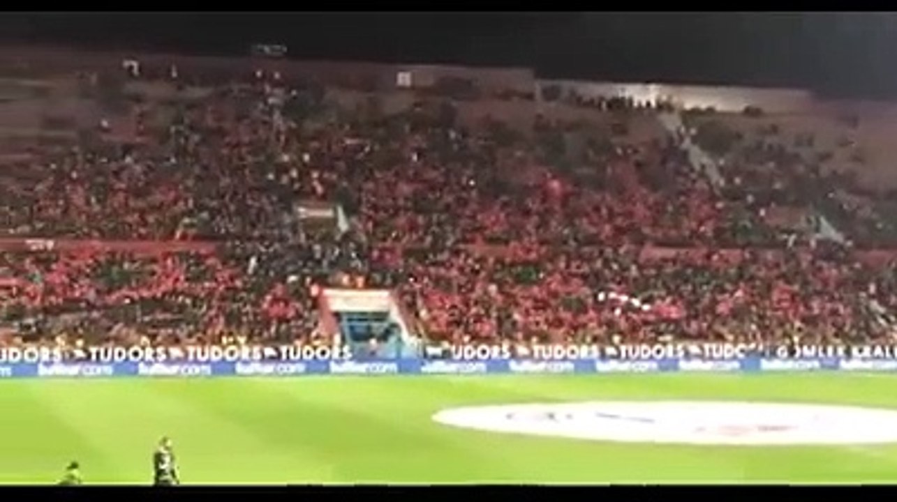 Dev derbi öncesi Avni Aker'de 'Ölürüm Türkiyem' çaldı