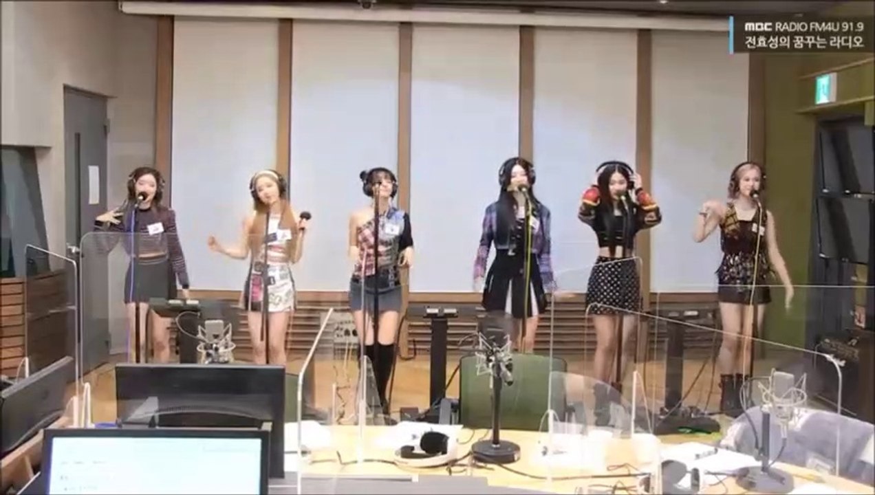 StayC ASAP BANG BANG LIVE K-POP Dream Radio Studio Live