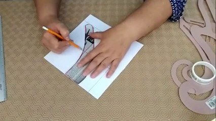 PATRÓN BÁSICO PARA CORONA PASO A PASO[1]